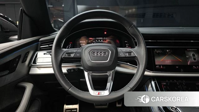 Audi Q8 (4M) 2022 Черный из Кореи, фото 4
