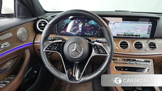Mercedes-Benz E-Class W213 2022 Белый из Кореи, фото 4