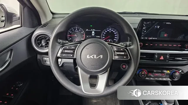Kia The New K3 2nd generation 2021 Белый из Кореи, фото 4