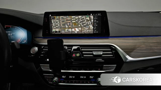BMW 5 Series (G30) 2019 Черный из Кореи, фото 4