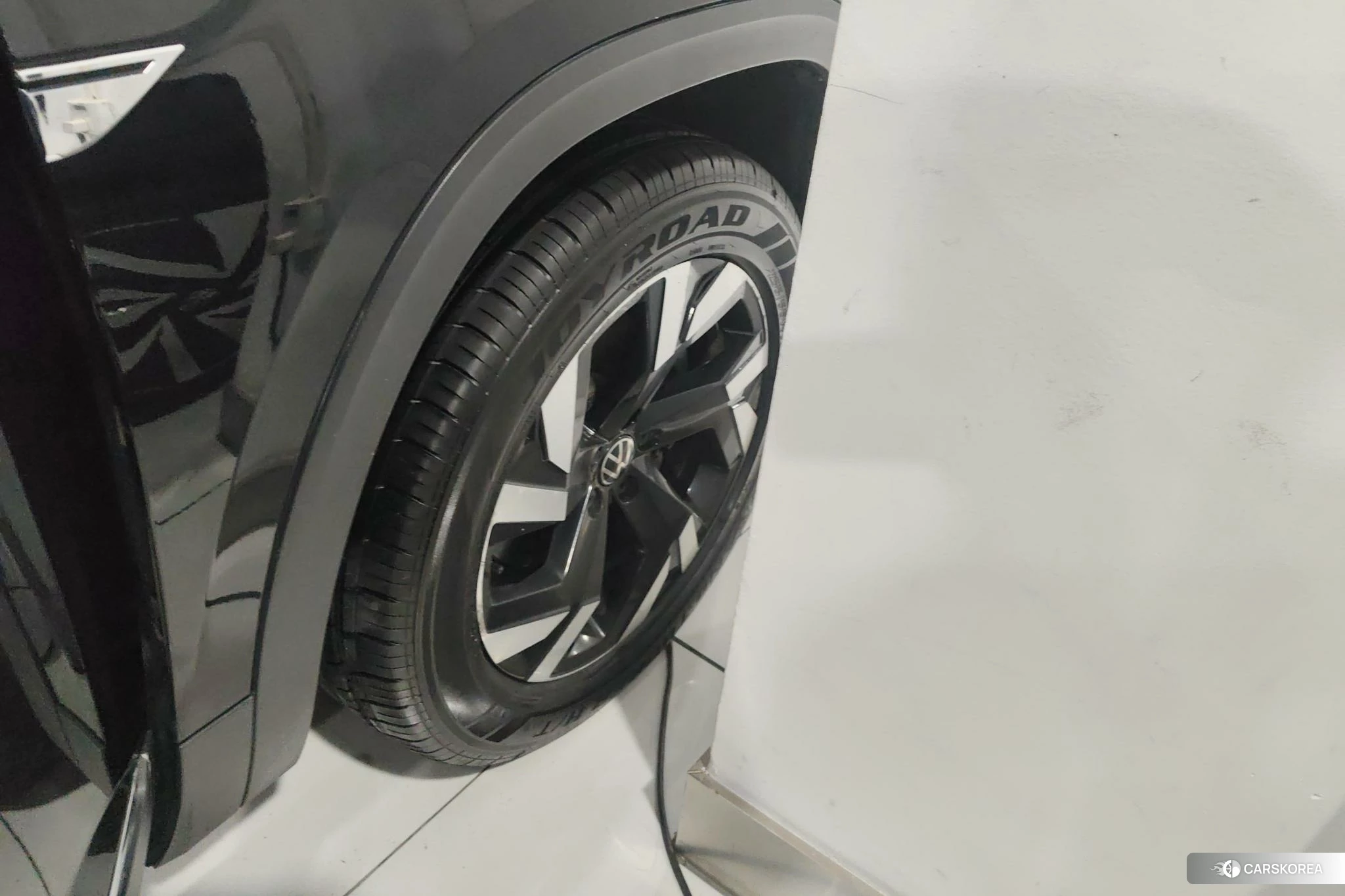 Volkswagen Tourang 2021 Черный из Китая, фото 4