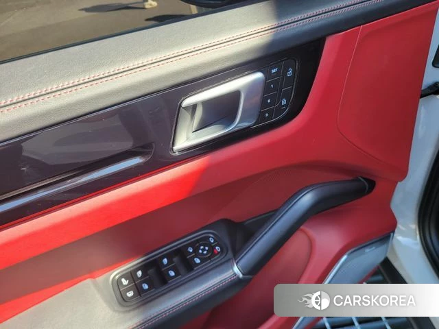 Porsche Cayenne (PO536) 2022 Серебристо-серый из Кореи, фото 4