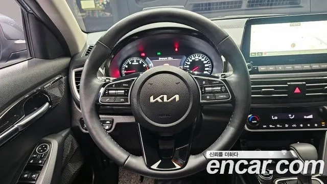 Kia Seltos 2022 Серый из Кореи, фото 4