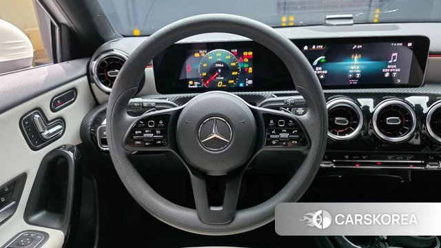 Mercedes-Benz A-Class W177 2019 Белый из Кореи, фото 4