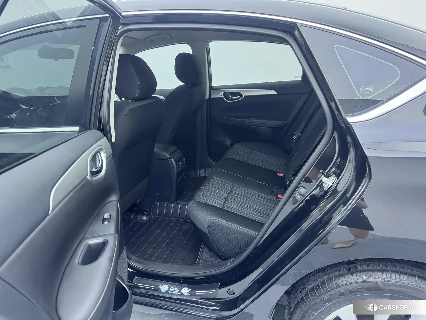 Nissan Sylphy 2024 Черный из Китая, фото 4