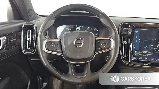 Volvo XC40 2019 Белый из Кореи, фото 4