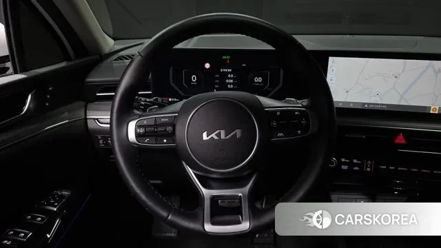 Kia The New K5 Hybrid 3rd generation 2023 Белый из Кореи, фото 4