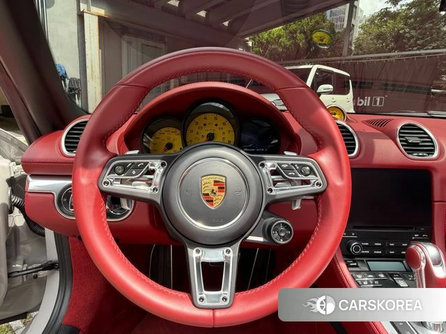 Porsche 718 Boxster 2021 Серебристо-серый из Кореи, фото 4