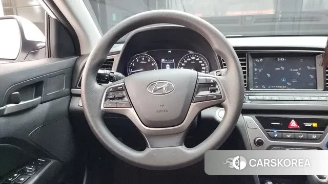 Hyundai Avante AD 2018 Белый из Кореи, фото 4