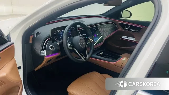 Mercedes-Benz E-Class W214 2024 Белый из Кореи, фото 4