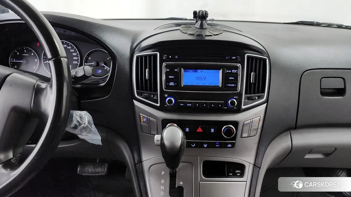 Hyundai The New Grand Starex 2018 Белый из Кореи, фото 4