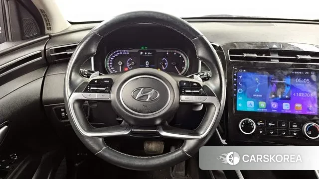 Hyundai Tucson (NX4) 2021 Серебристо-серый из Кореи, фото 4