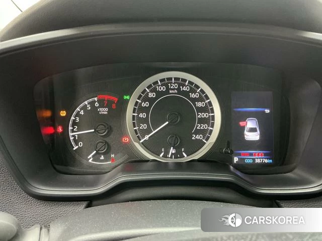Toyota Corolla 2024 Белый из Китая, фото 4