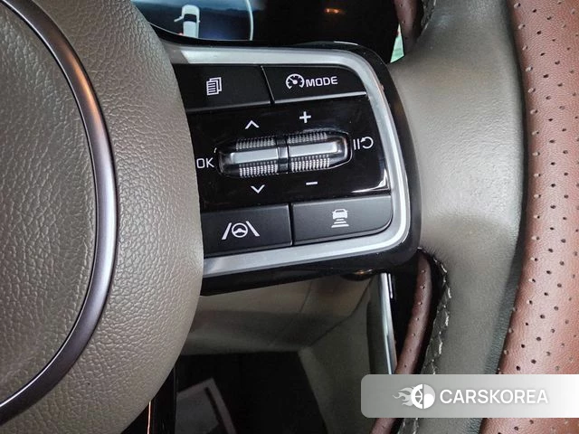 Kia Carnival 4th generation 2023 Черный из Кореи, фото 4