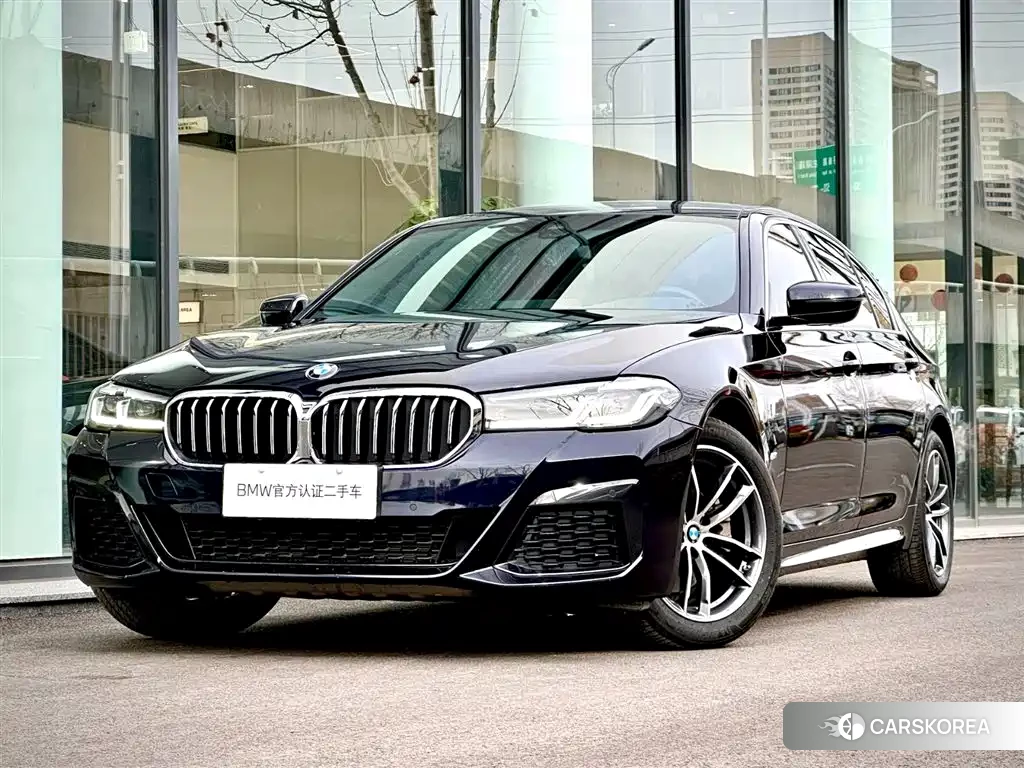 BMW 5 series 2023 Черный из Китая, фото 4