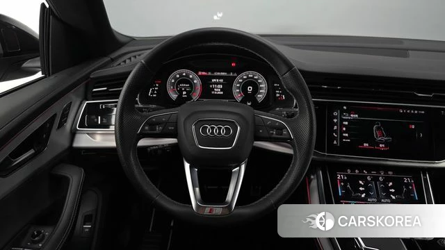 Audi Q8 (4M) 2023 Серый из Кореи, фото 4