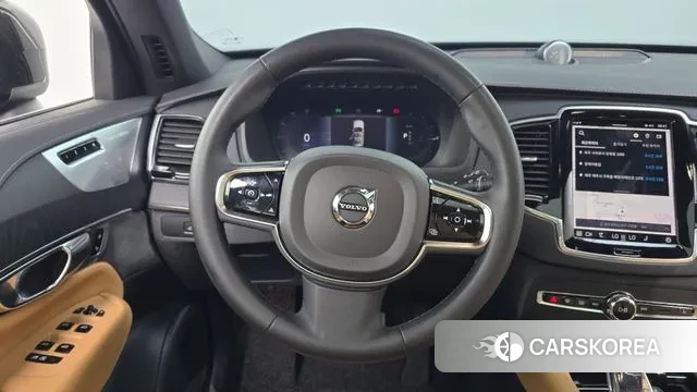 Volvo XC90 second Generation 2023 Черный из Кореи, фото 4