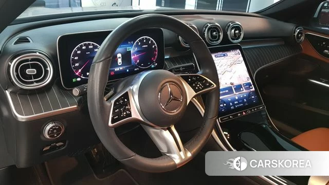 Mercedes-Benz C-Class W206 2023 Белый из Кореи, фото 4