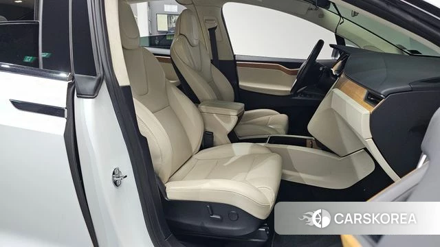Tesla Model X 2019 Белый из Кореи, фото 4
