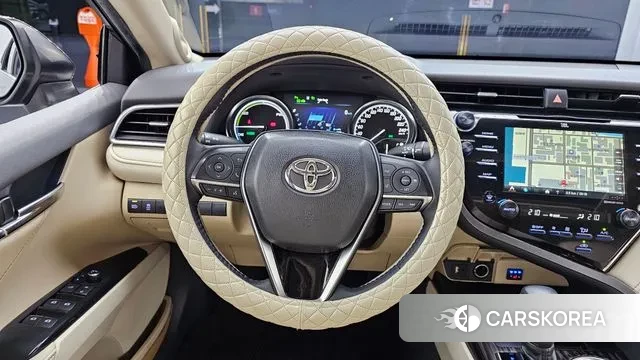 Toyota Camry (XV70) 2018 Песочный из Кореи, фото 4