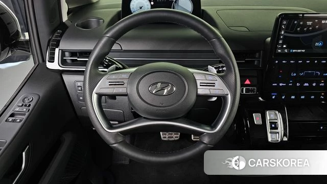 Hyundai Staria 2023 Белый из Кореи, фото 4