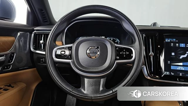 Volvo S90 2019 Светло-серебряный цвет из Кореи, фото 4
