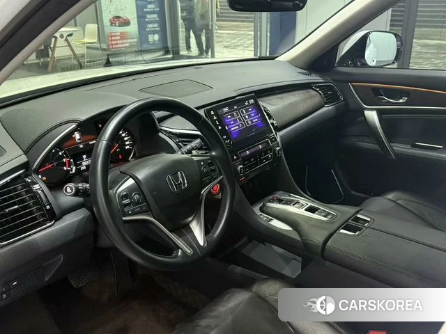 Honda Crown Road 2022 Белый из Китая, фото 4