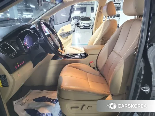 Kia The New Carnival 2019 Черный из Кореи, фото 4