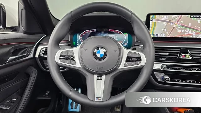 BMW 5 Series (G30) 2022 Белый из Кореи, фото 4