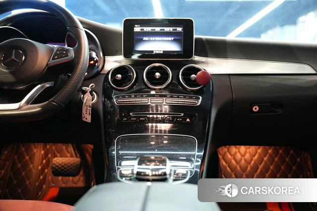 Mercedes-Benz Class C 2018 Белый из Китая, фото 4