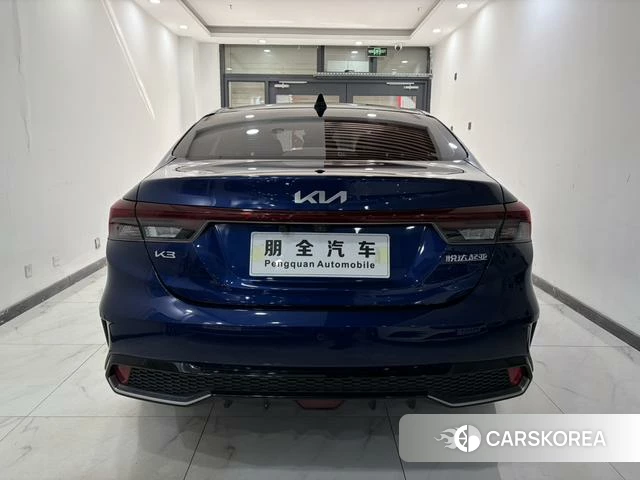 Kia K3 2023 Синий из Китая, фото 3