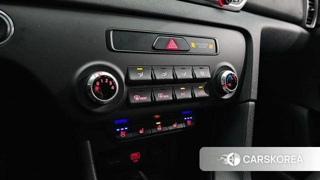 Kia Sportage The Bold 2021 Белый из Кореи, фото 4