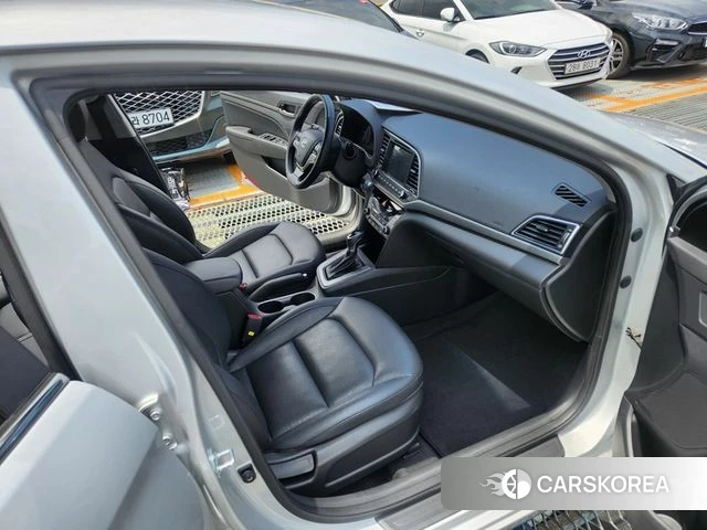Hyundai Avante AD 2018 Серебряный из Кореи, фото 4