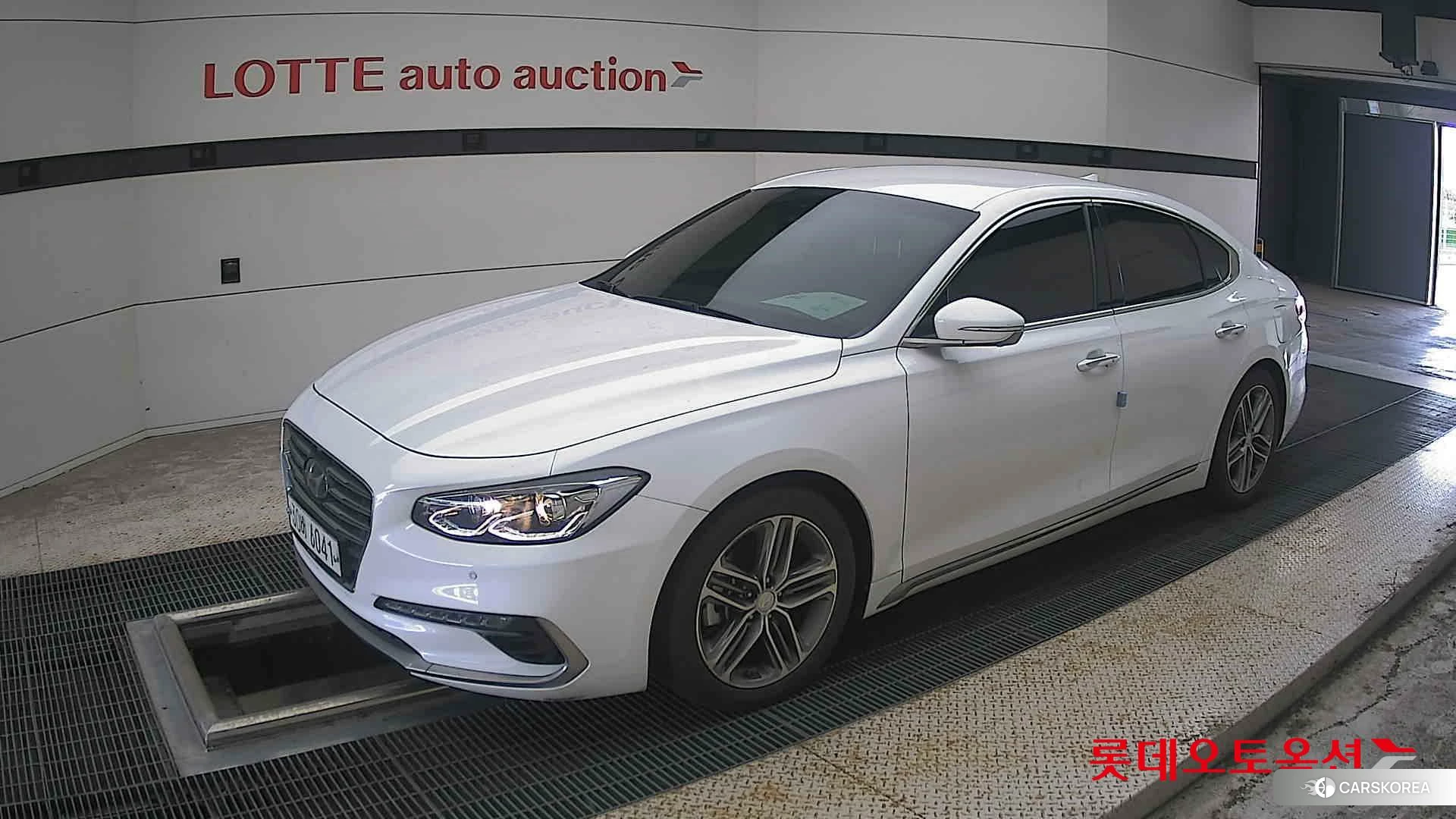 Hyundai Grandeur 2018 Белый из Кореи, фото 4