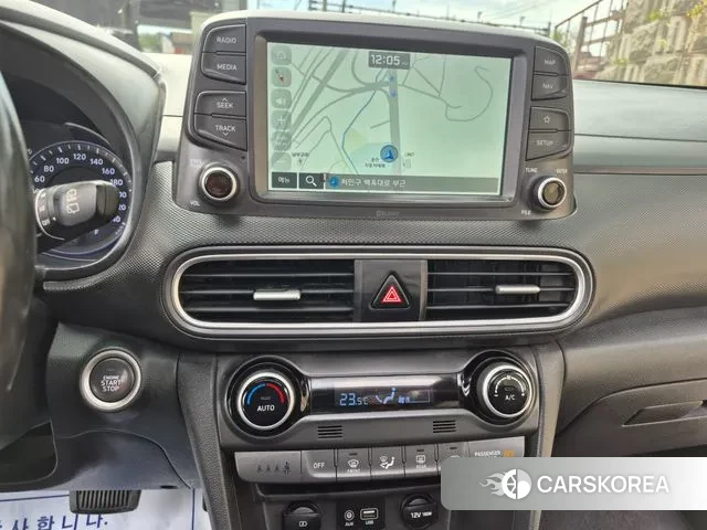 Hyundai Kona 2020 Белый двухцветный из Кореи, фото 4