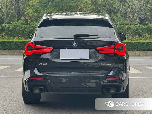 BMW X3 2022 Черный из Китая, фото 4