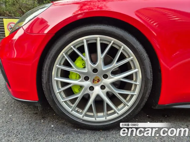 Porsche Panamera (971) 2018 Красный из Кореи, фото 4