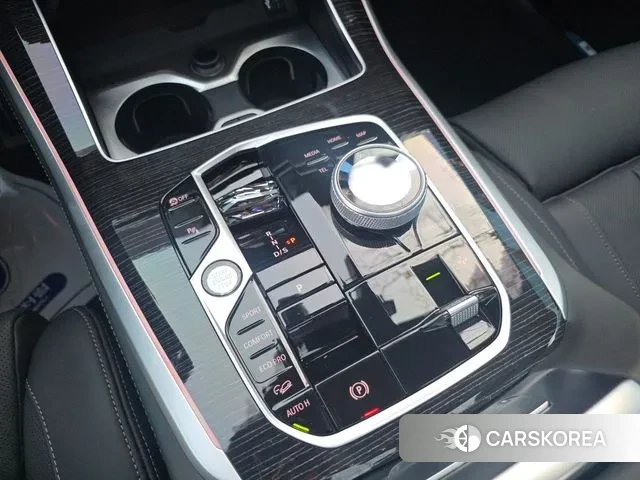 BMW X5 (G05) 2025 Черный из Кореи, фото 4