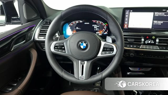BMW X4 (G02) 2025 Светло-серебряный цвет из Кореи, фото 4