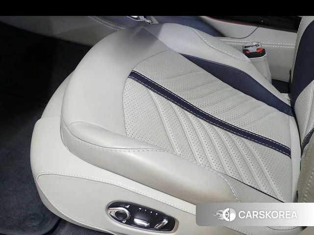 Aston Martin DBX 2023 Оранжевый из Кореи, фото 4