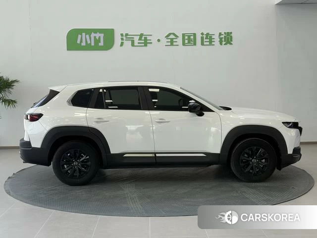 Mazda CX-50 line also 2023 Белый из Китая, фото 4