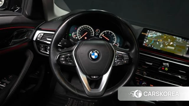 BMW 5 Series (G30) 2018 Синий из Кореи, фото 4