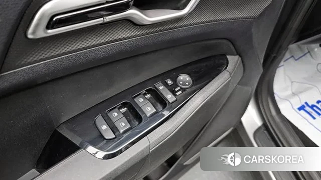 Kia Sportage 5th Generation 2022 Серебряный из Кореи, фото 4