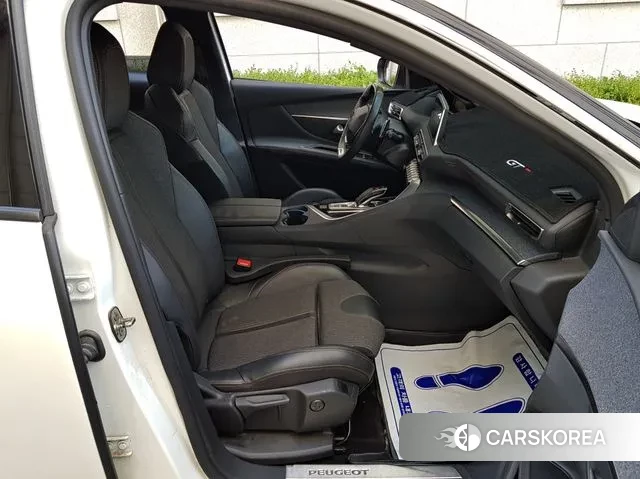 Peugeot 3008 second generation 2018 Белый из Кореи, фото 4