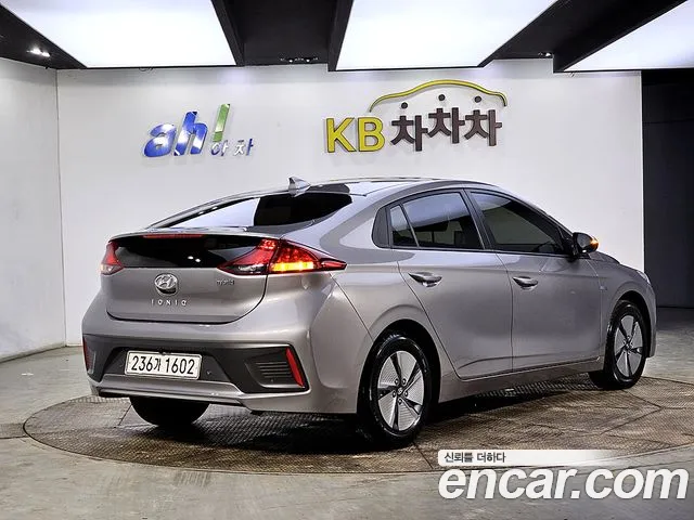 Hyundai The New Ionic Hybrid 2020 Серый из Кореи, фото 4