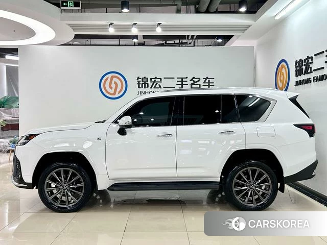 Lexus LX 2023 Белый из Китая, фото 4