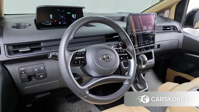 Hyundai Staria 2023 Серебряный из Кореи, фото 4