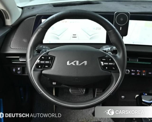 Kia EV6 2023 Белый из Кореи, фото 4