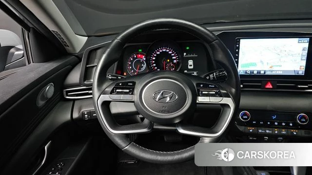 Hyundai Avante (CN7) 2022 Светло-серебряный цвет из Кореи, фото 4