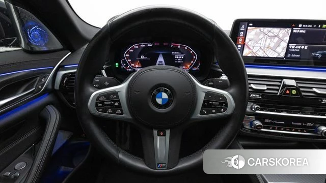 BMW 5 Series (G30) 2022 Черный из Кореи, фото 4